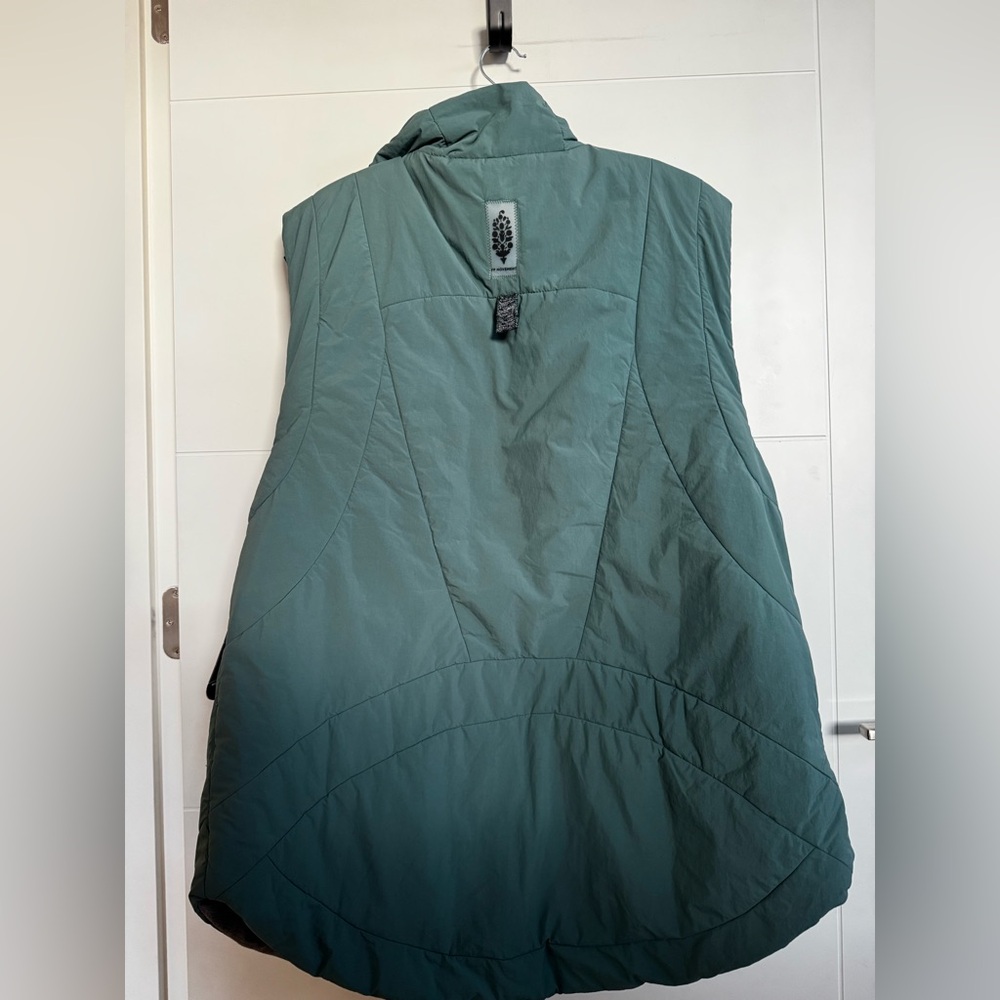 Free People Movement Slalom Reversible Fleece Vest Stellar Green Grey - Picture 3 of 6